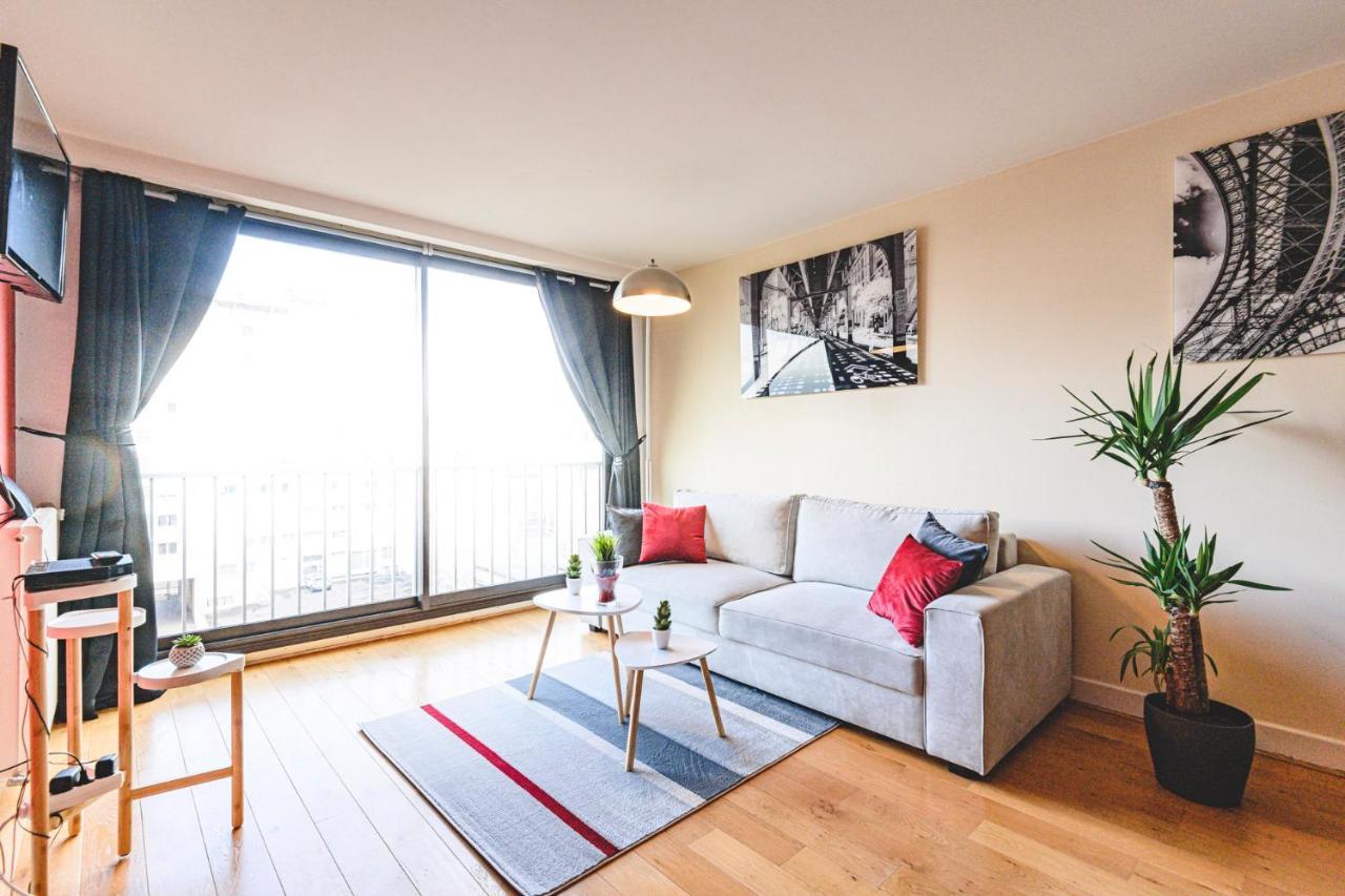 Appartement Spacieux Vue Cathedrale Reims Exterior foto