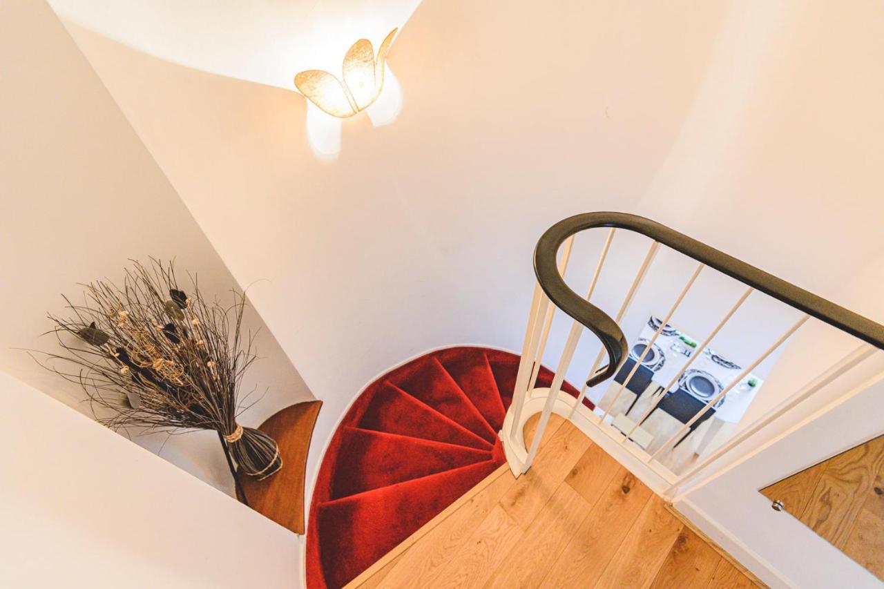 Appartement Spacieux Vue Cathedrale Reims Exterior foto
